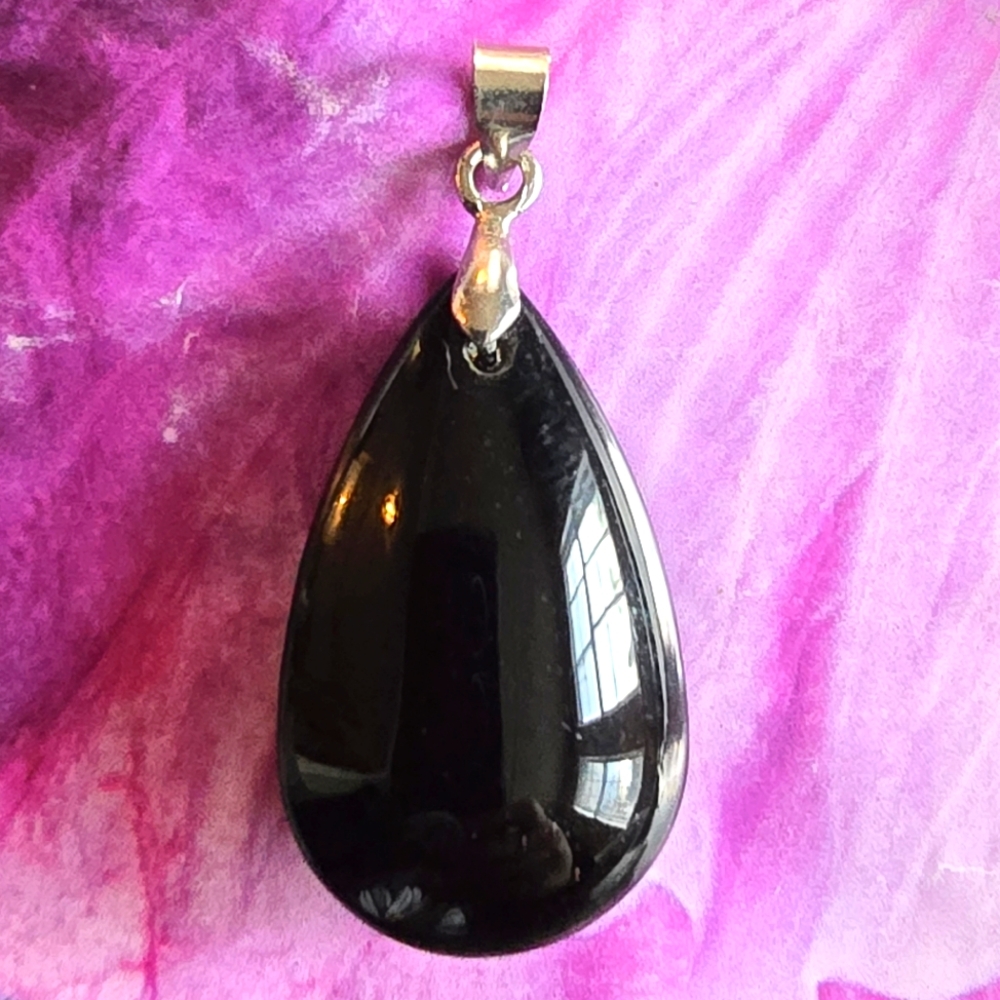 Black teardrop pendant silver tone